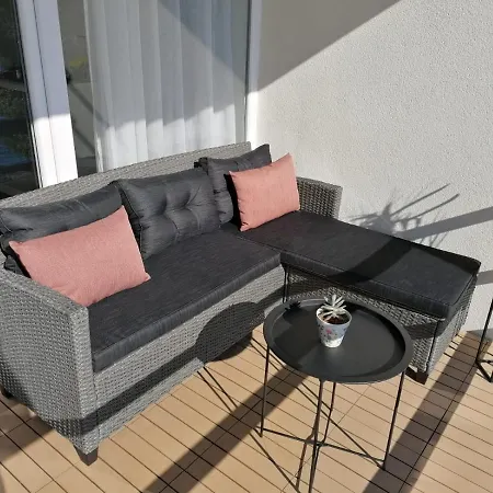 Apartment Bella 1 *