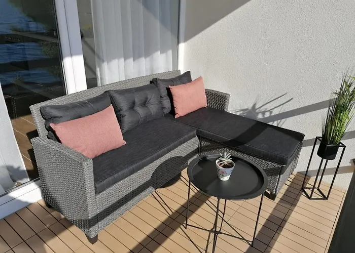 Appartement Bella 1 *